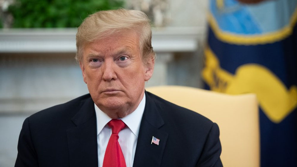 Migrante rumano que trabajó para Trump enfrenta deportación