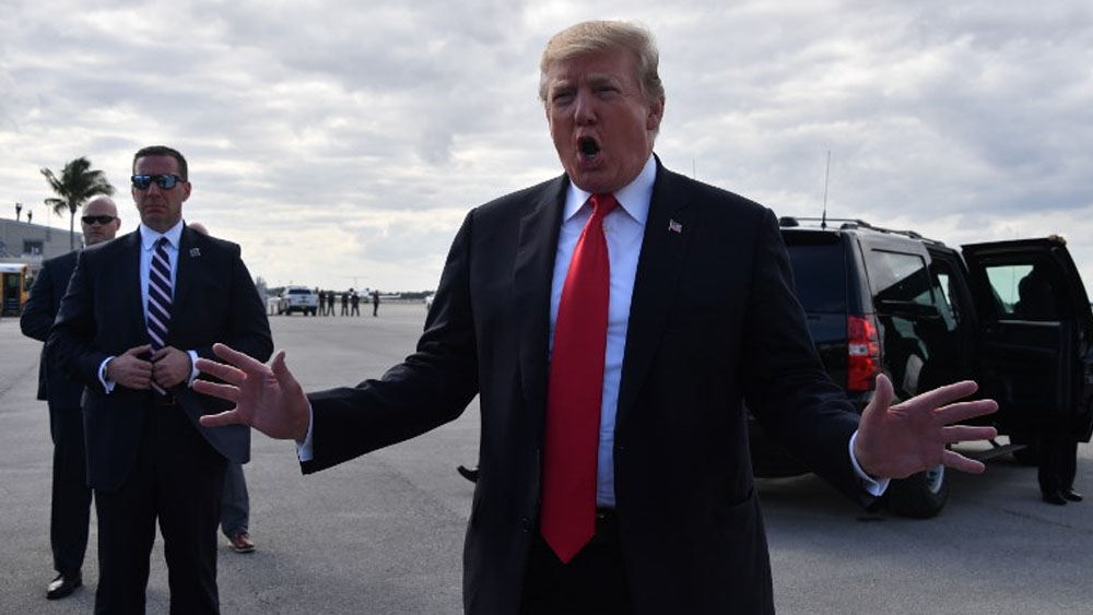 Trump sin problema con publicación completa del informe Mueller: Sanders