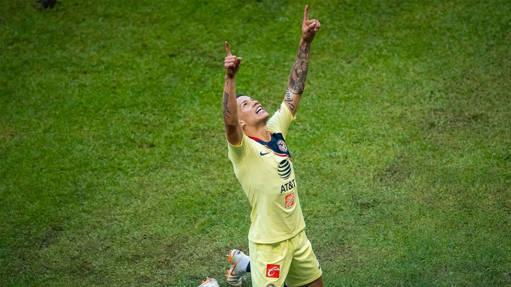 Uribe responde a Bautista tras derrota de Chivas en el clásico