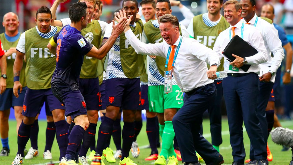 Louis van Gaal se retira del futbol