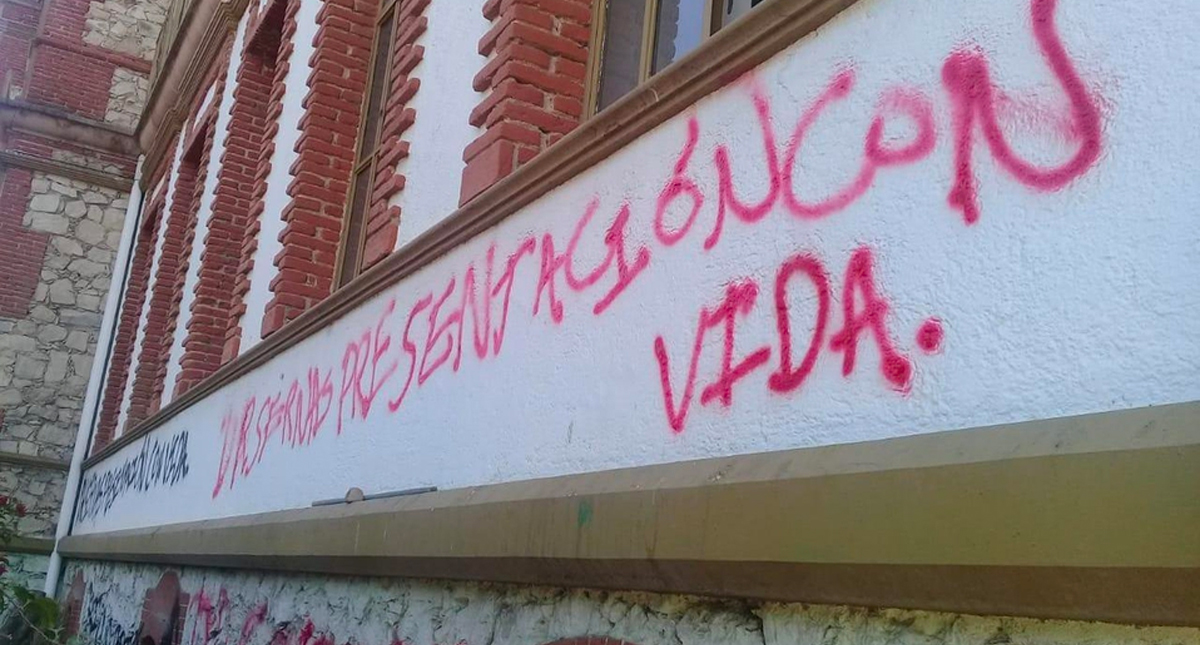 Vandalizan Agencia Estatal de Investigaciones de Oaxaca
