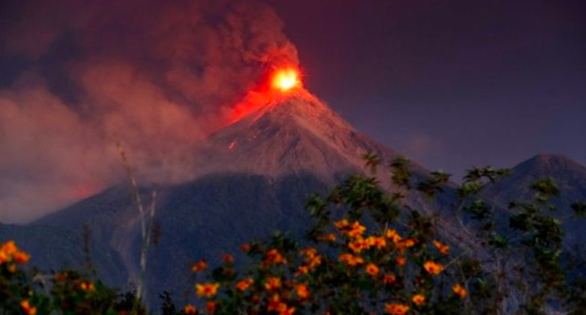 Se quedan sin identificar 110 restos de víctimas de volcán en Guatemala