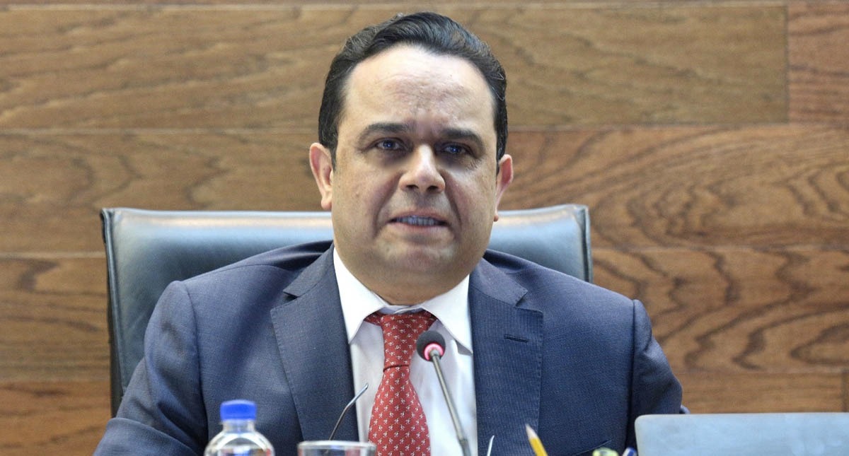 Presidente del INAI descarta renunciar