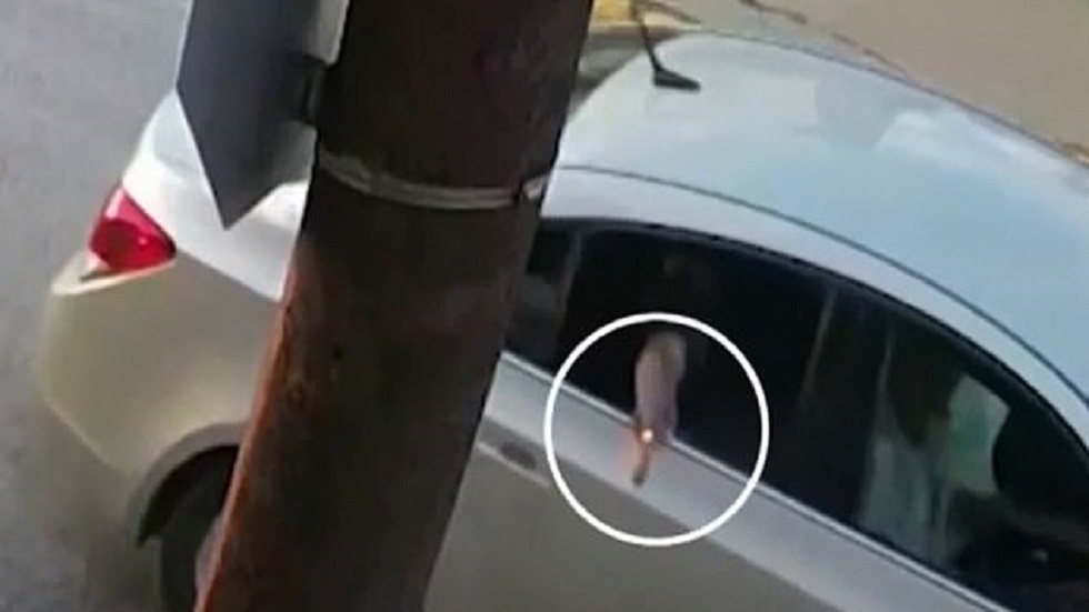 #Video Revelan homicidio de joven negro a manos de policía blanco - zaijuan-hester-disparando-a-dos-hombres