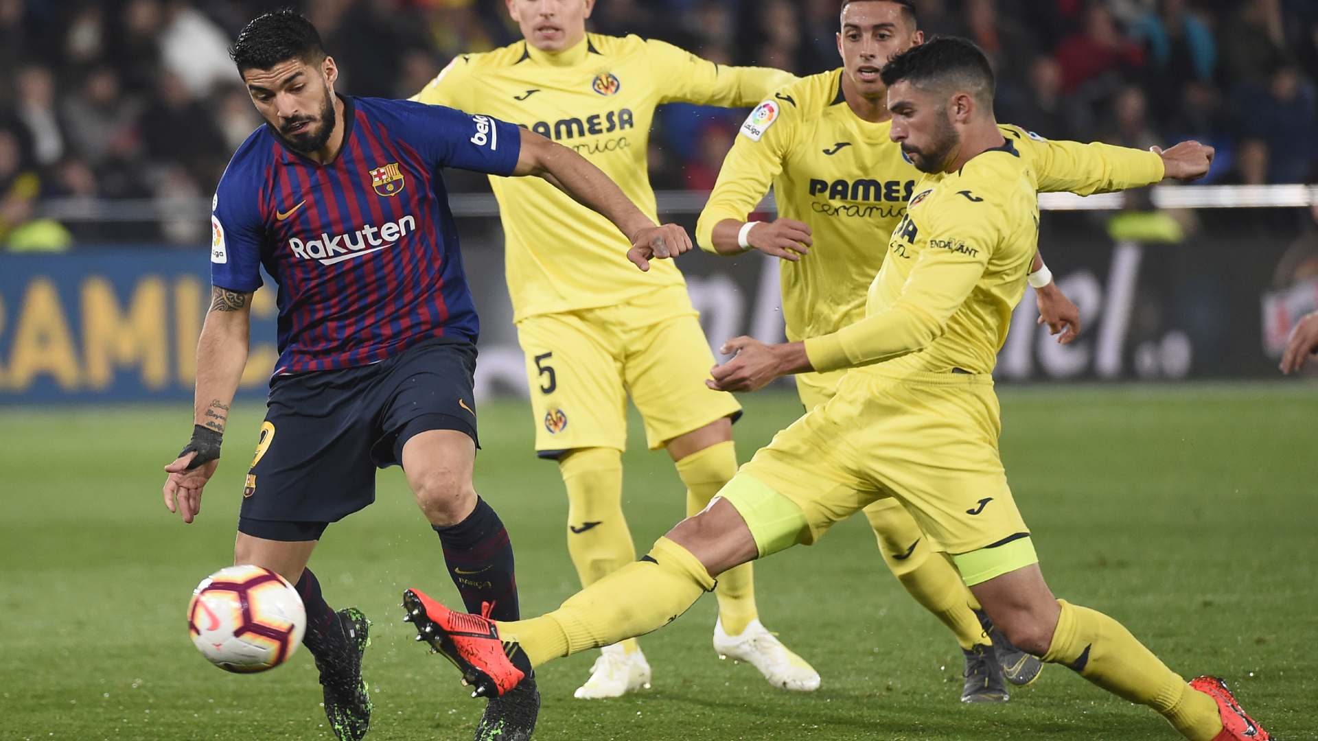 Barcelona rescata un punto en los minutos finales en Villarreal Barcelona rescata un punto en los minutos finales en Villarreal