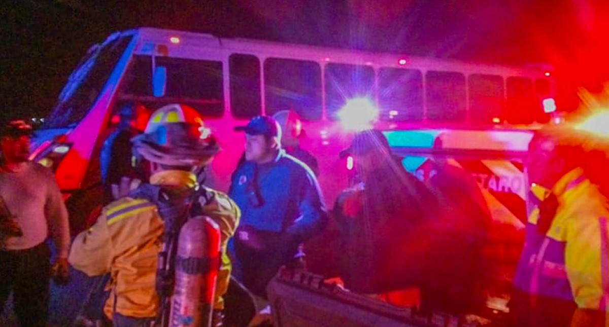 Desalojan a tres empresas por fuga de amoniaco en Querétaro