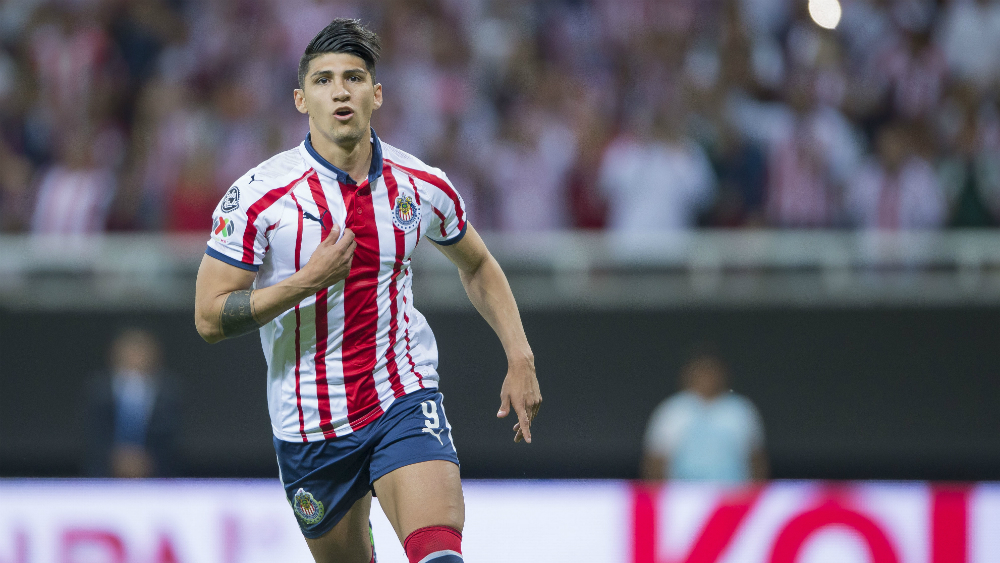 Chivas vence al León y rompe las quinielas