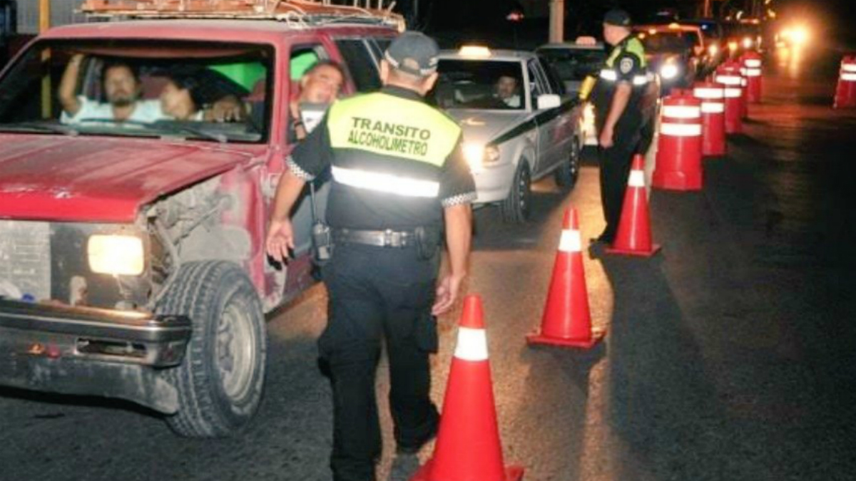 Detienen a 40 personas por conducir alcoholizadas en Ciudad de México