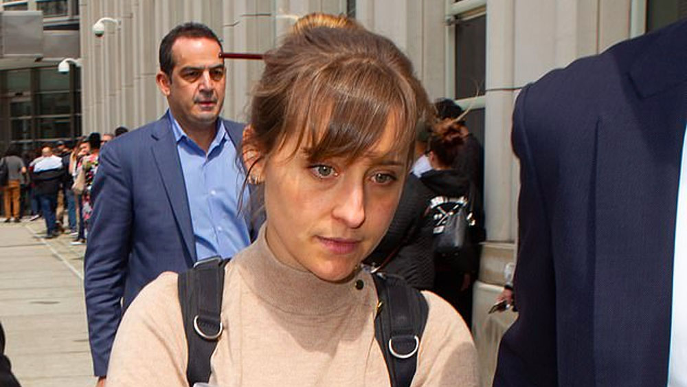 Dan tres años de cárcel a la actriz Allison Mack por caso Nxivm - allison-mack