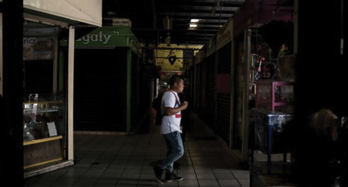 Empresarios apuntan que apagones en Península de Yucatán dejaron pérdidas millonarias