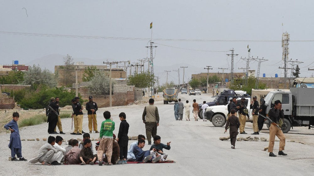 Estado Islámico reivindica atentado suicida en mercado de Pakistán