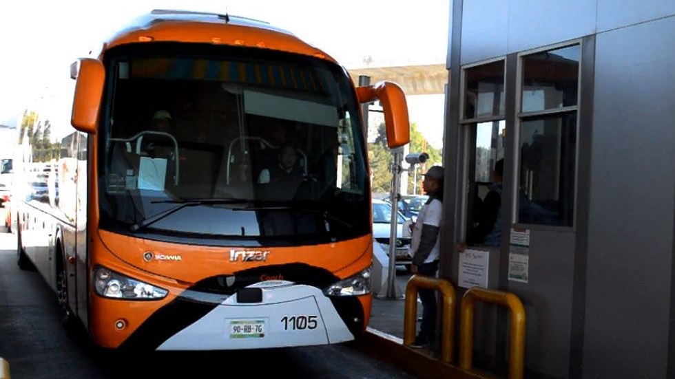Alumnos y maestros disfrutarán descuentos para viajar por Semana Santa - autobuses