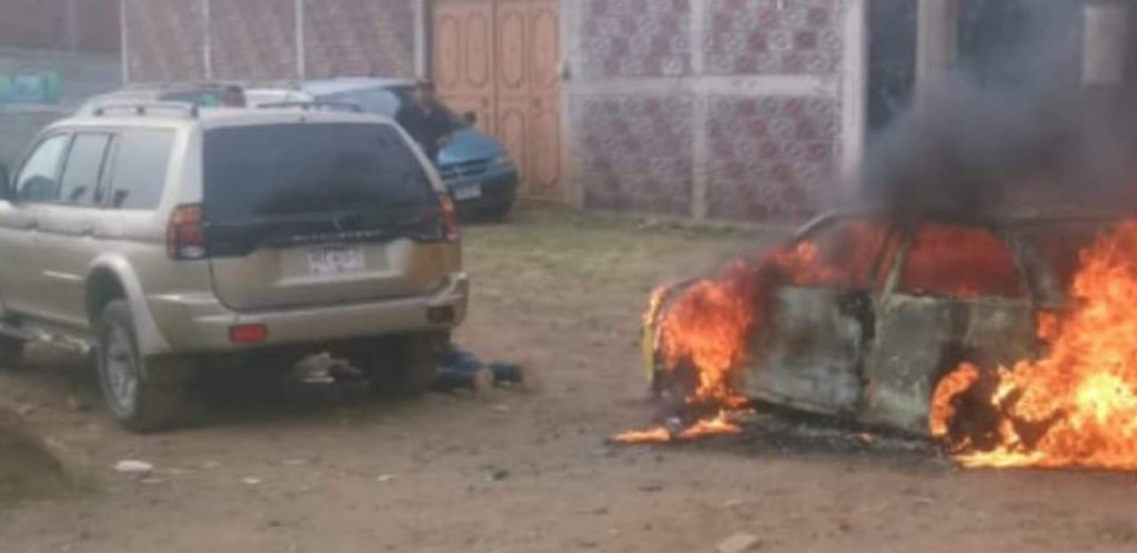 Comando asesina a tres personas e incendia bar en Michoacán - bar-quiroga