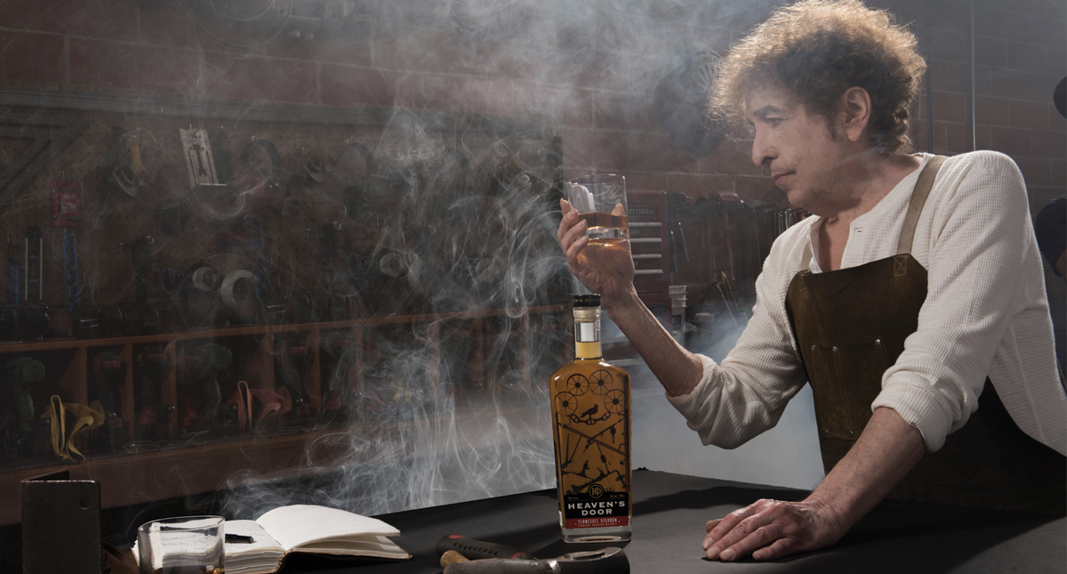 Bob Dylan abrirá destilería en Nashville