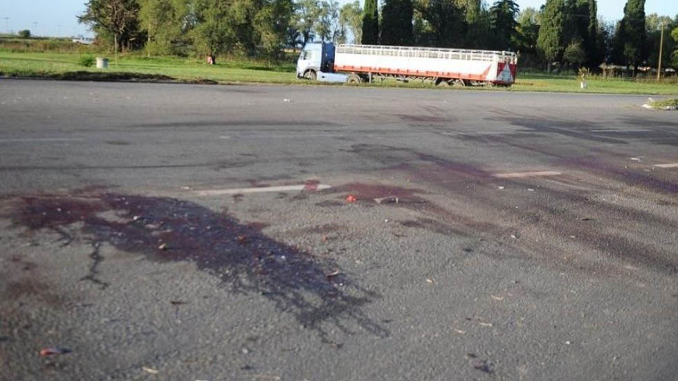 Choque de dos autos deja ocho muertos en Argentina Choque de dos autos deja ocho muertos en Argentina