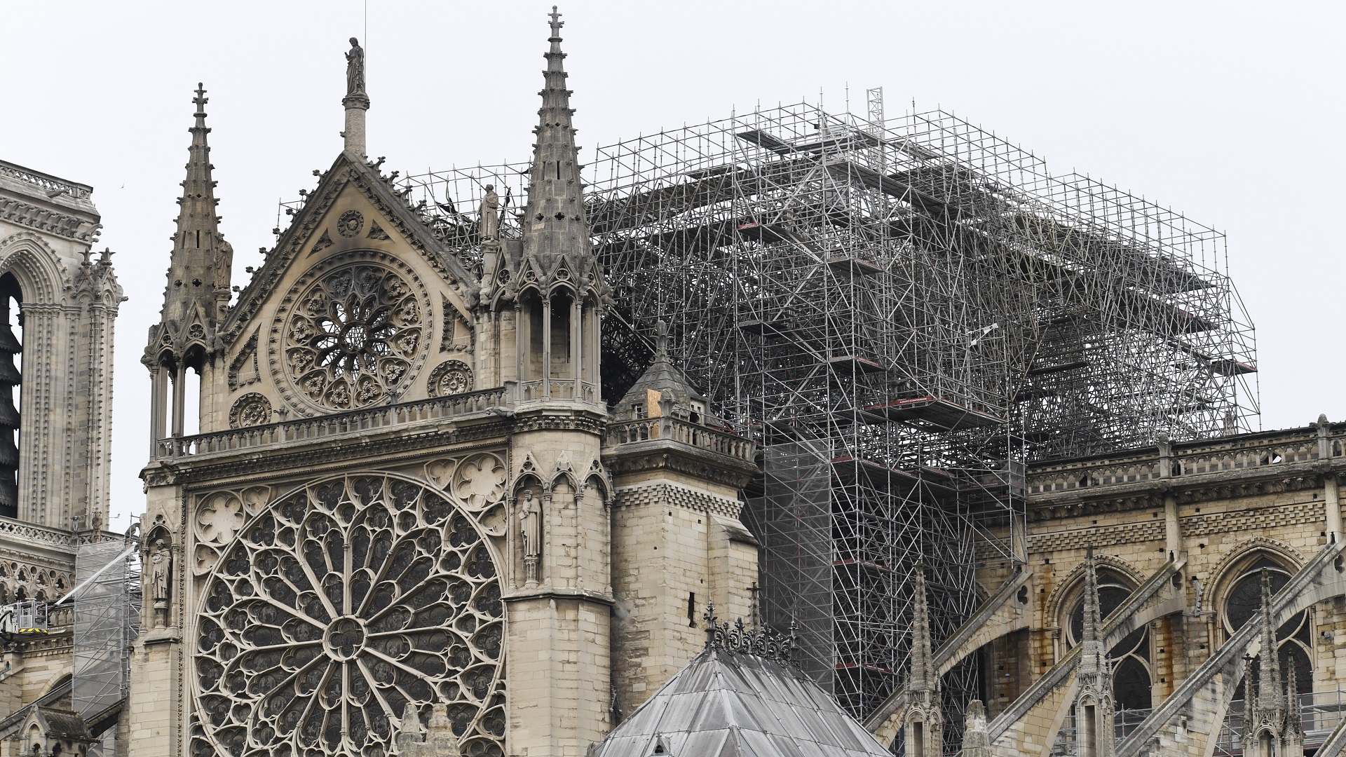 El antes y el después de Notre-Dame tras incendio en fotos