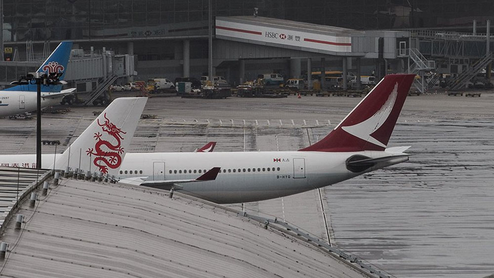 Avión con 317 pasajeros aterriza de emergencia en Taiwán