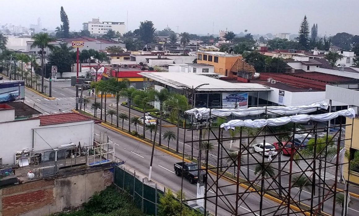 Tras casi una hora, termina apagón en el centro de Veracruz