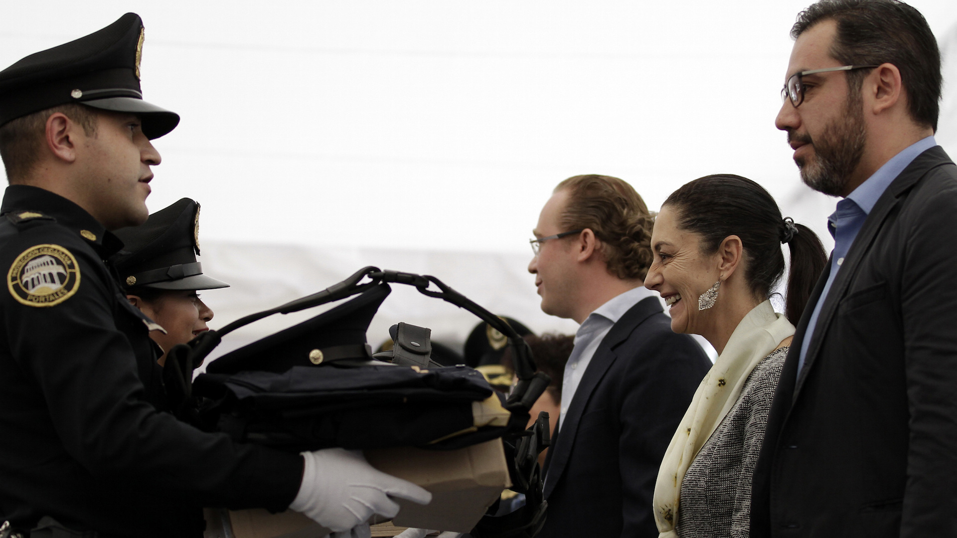 Habrá aumento salarial a policías en la Ciudad de México