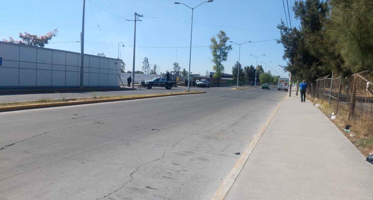 Grupo armado irrumpe en comandancia de Celaya y libera a detenido