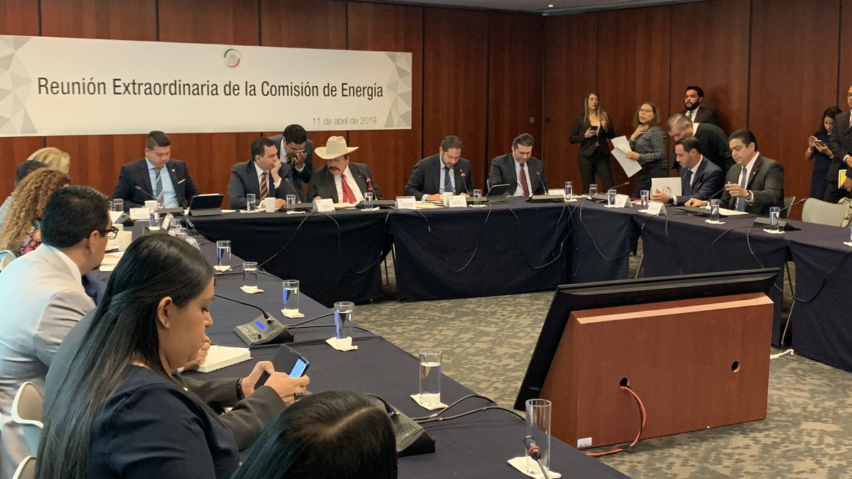 Senado avala en comisiones propuesta para consejeros de Pemex