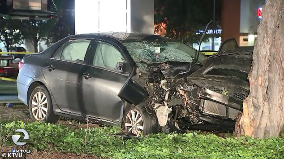 Conductor embiste a multitud en California y deja ocho heridos