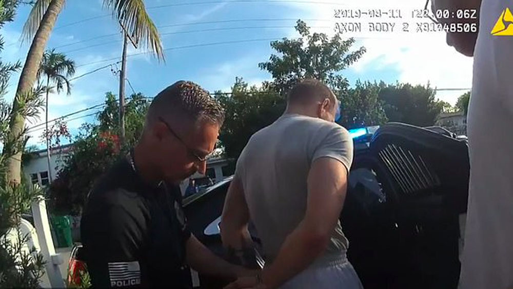 #Video Momento en que arrestan a Conor McGregor en Miami