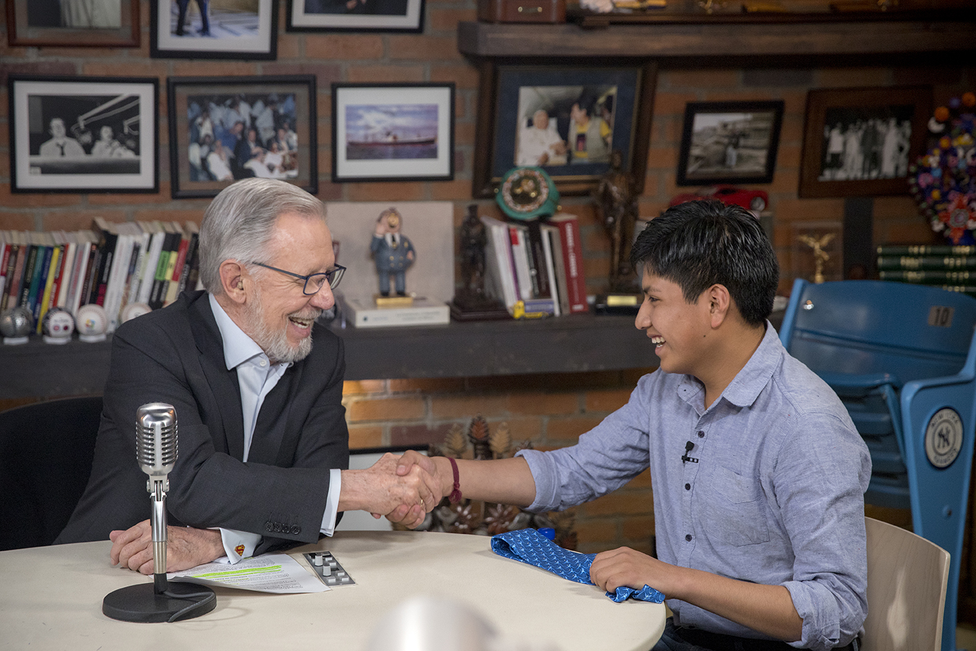 Él es Luis Gabriel, un chavo que inspira