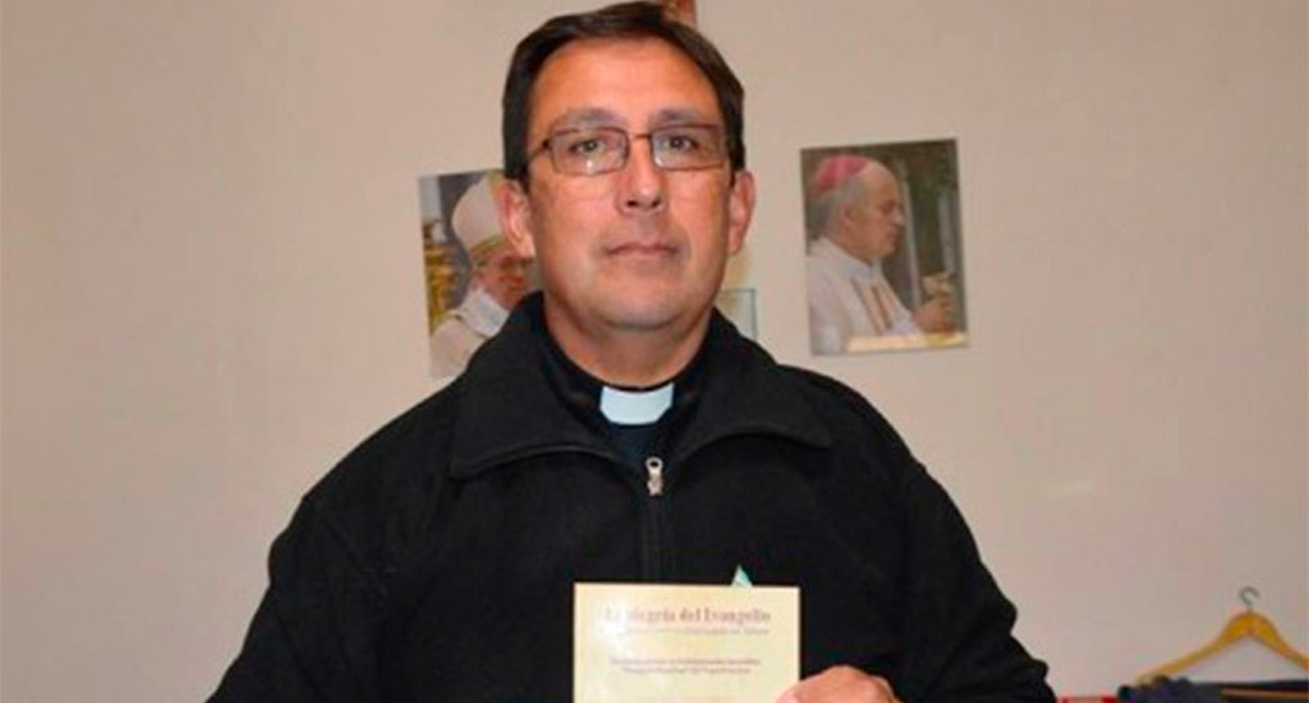 Condenan a cura a 17 años de cárcel por abuso de menores en Argentina Condenan a cura a 17 años de cárcel por abuso de menores en Argentina