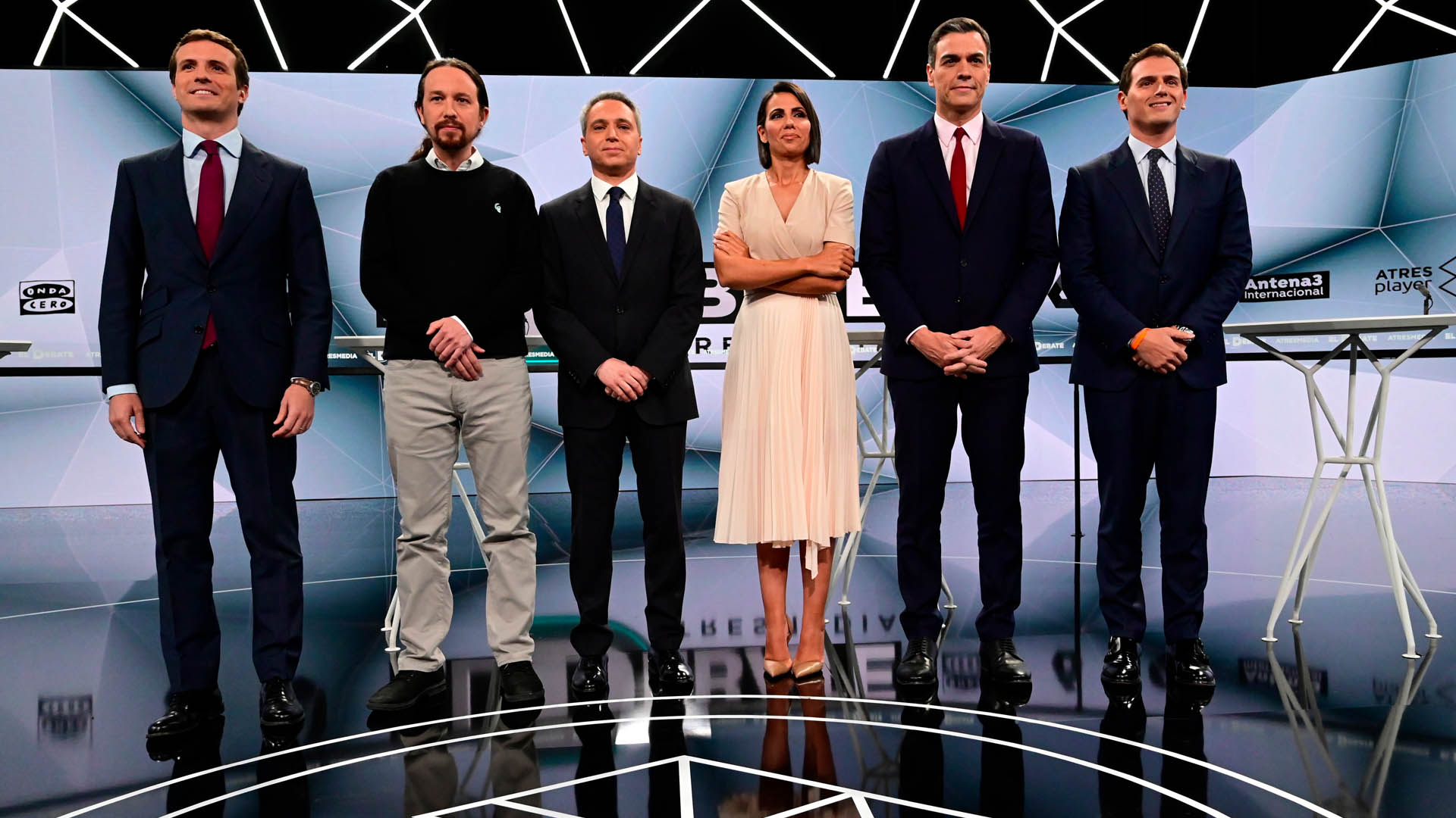 Conservadores y socialistas llaman al “voto útil” en España