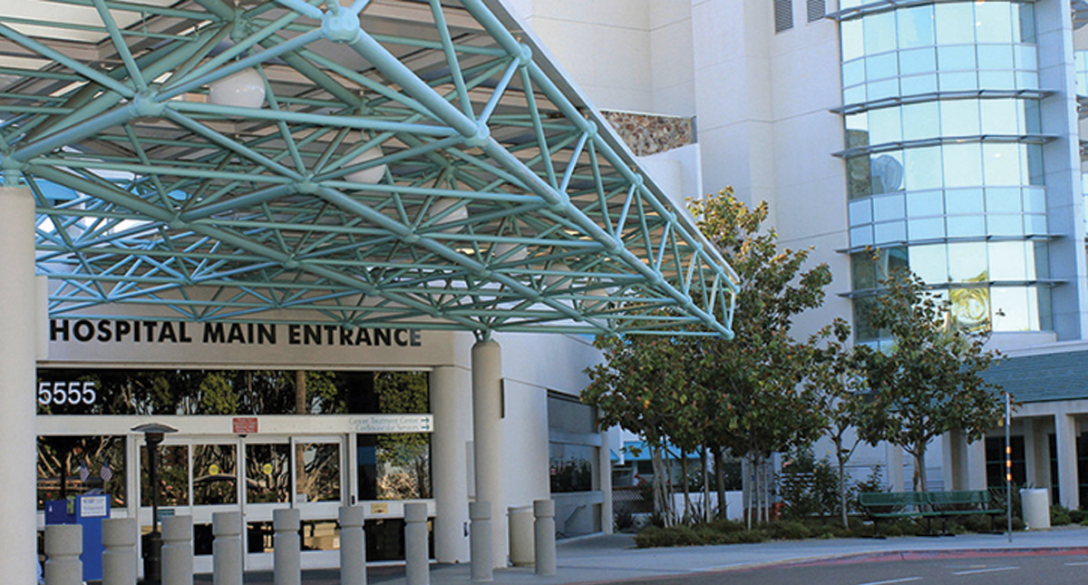 Decenas de mujeres demandan a hospital por grabarlas en secreto