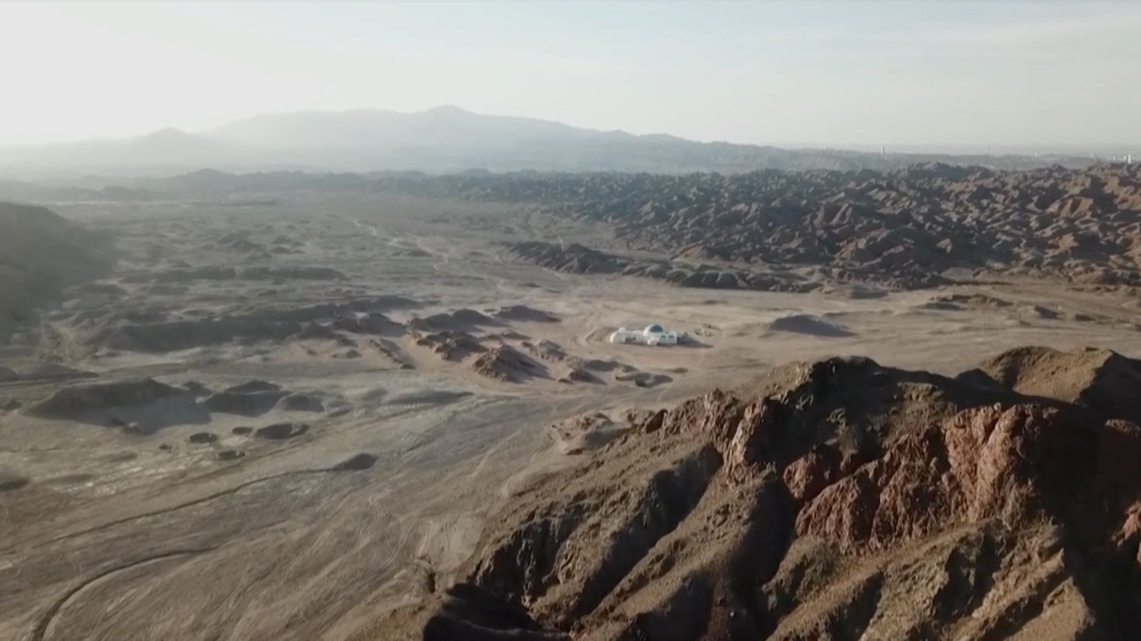 Se abre en el desierto chino base para “vivir como en Marte” Se abre en el desierto chino base para “vivir como en Marte”
