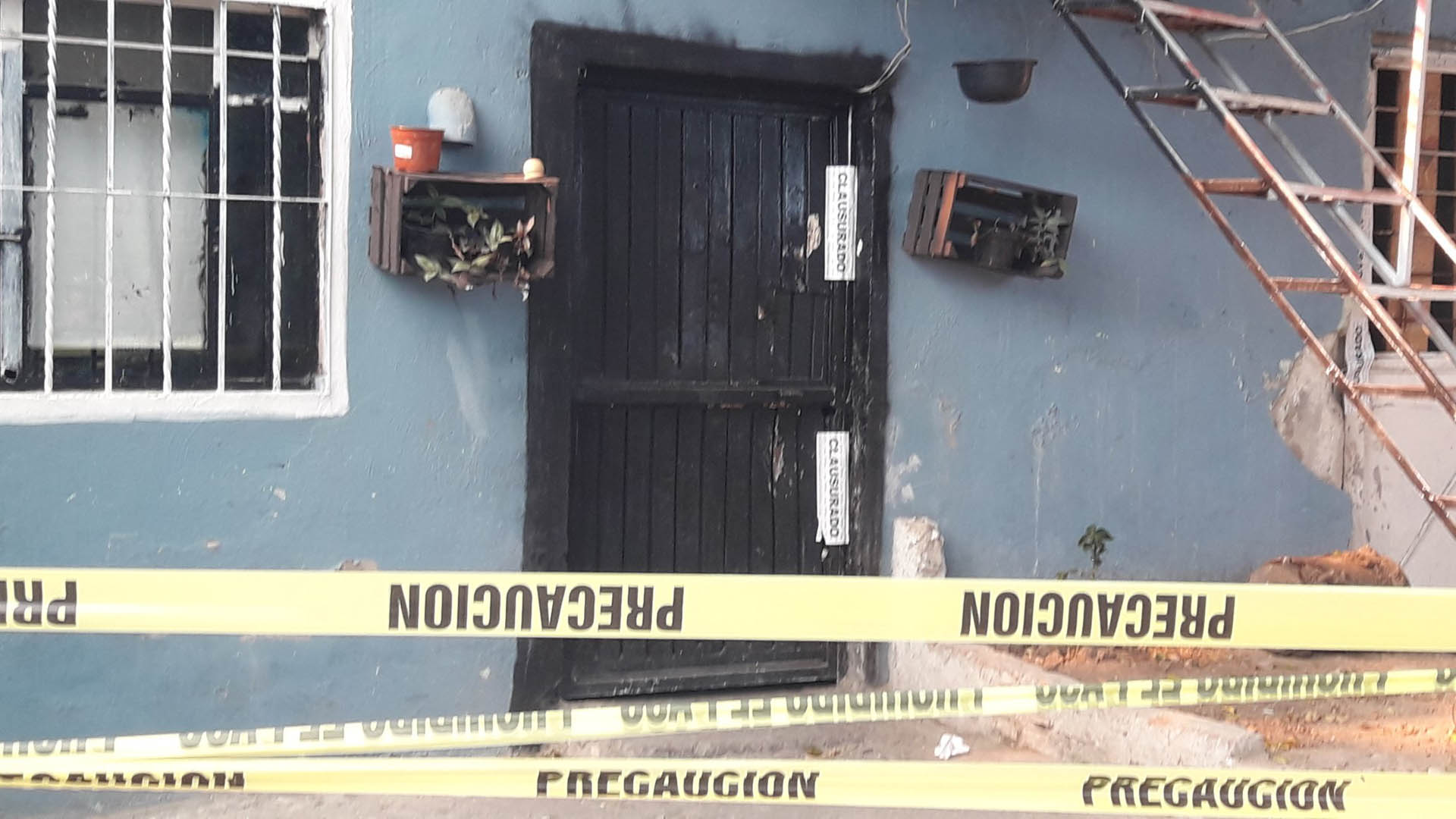Hallan 12 cadáveres en fosas clandestinas dentro de casa en Zapopan - domicilio-asegurado-en-zapopan