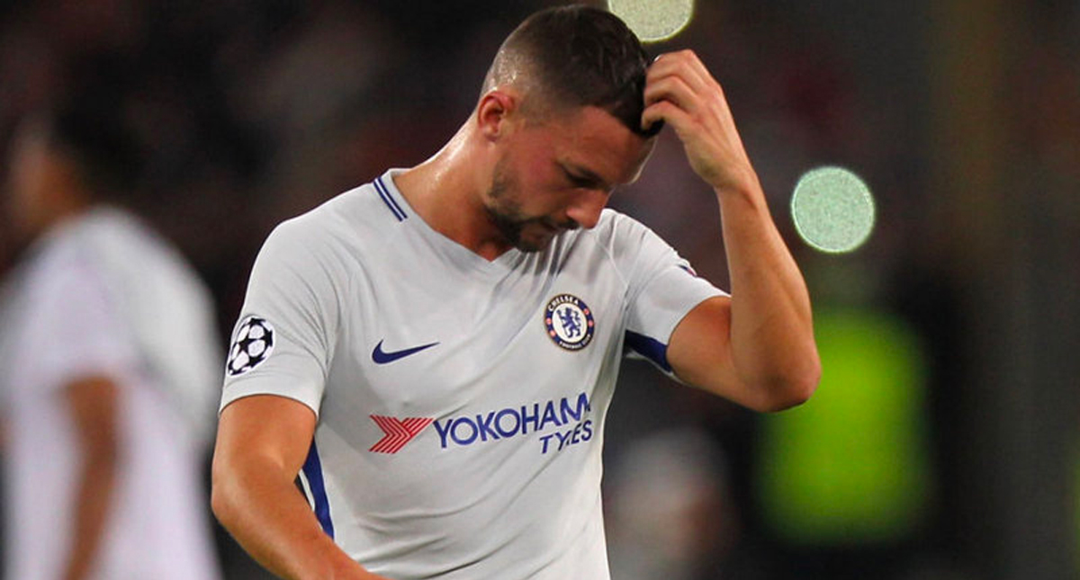 Centrocampista del Chelsea choca en estado de ebriedad