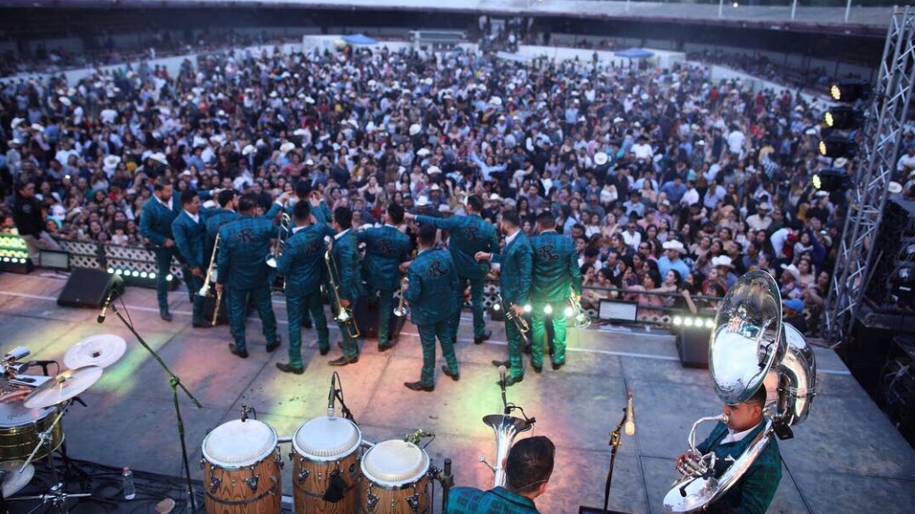 Muñoz Ledo rechaza presentación de Banda el Recodo en San Lázaro