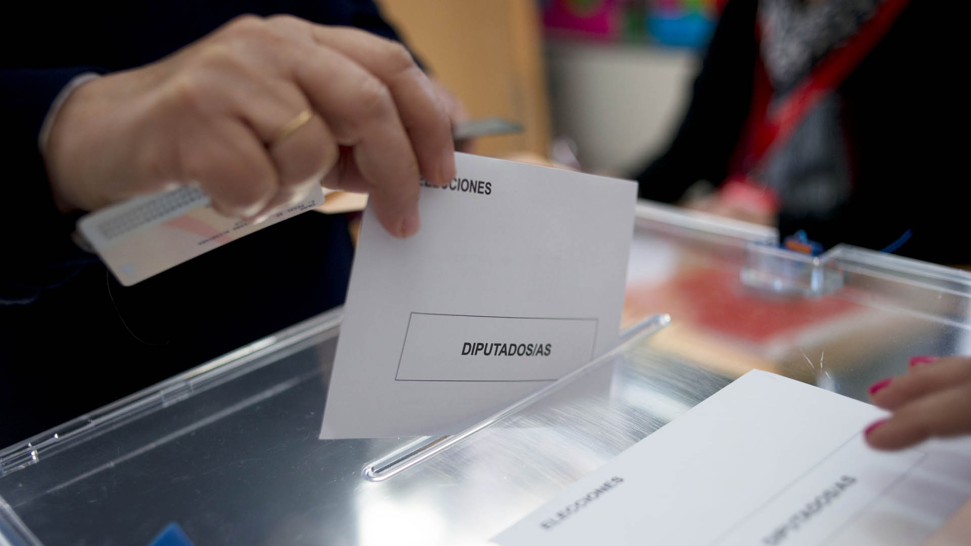 Elecciones en España superan afluencia de 2016