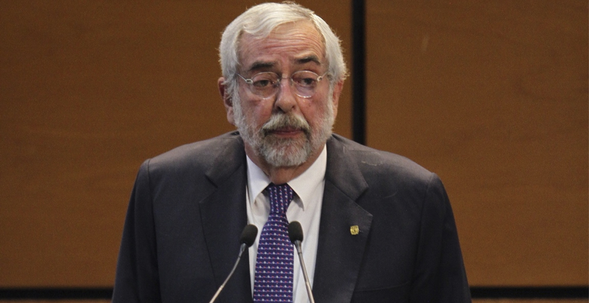 No faltan médicos en México, lo que faltan son plazas en el sector salud: Enrique Graue No faltan médicos en México, lo que faltan son plazas en el sector salud: Enrique Graue