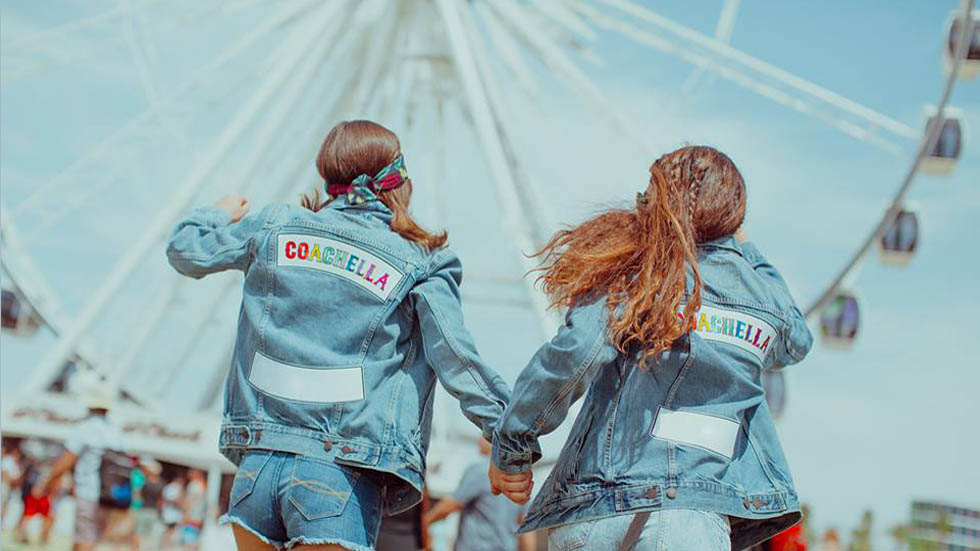 Empleado de Coachella muere al caer de lo alto del escenario