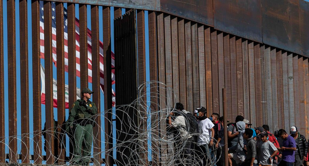 EE.UU. desplegará a otros 750 oficiales en la frontera con México