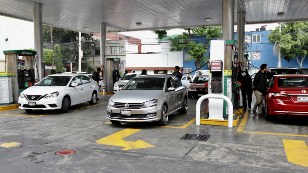 Gasolineros buscarán reunión con Hacienda para hablar sobre costos Gasolineros buscarán reunión con Hacienda para hablar sobre costos