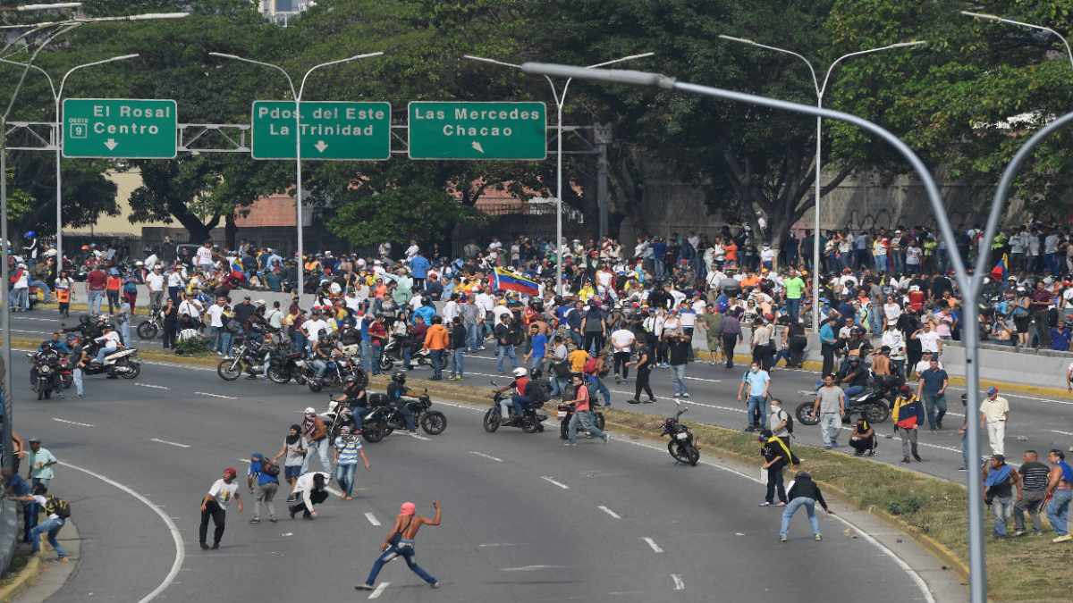 Sublevación de militares no es un golpe de Estado: John Bolton Sublevación de militares no es un golpe de Estado: John Bolton