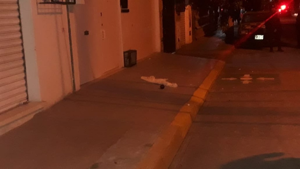 Disparan y arrojan granada a centro de rehabilitación en Oaxaca - granada-frente-a-un-centro-de-rehabilitacion