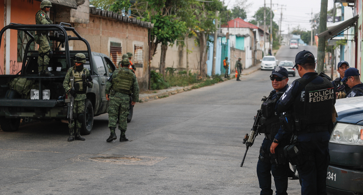 Congelan cuentas ligadas a grupos delictivos en Minatitlán