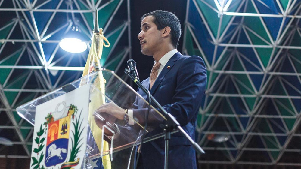 Despojan de inmunidad parlamentaria a Guaidó
