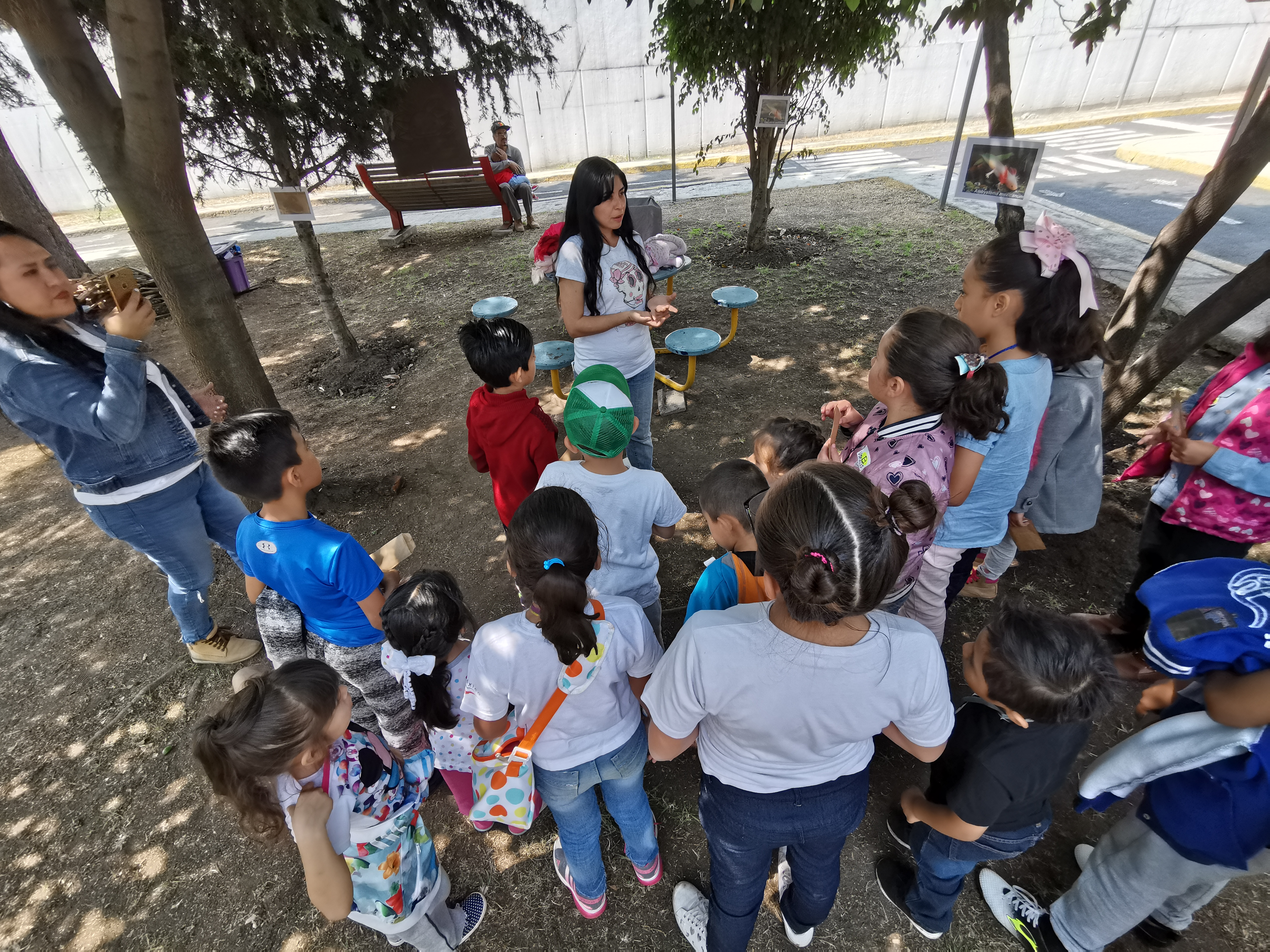 Niños festejan su día aprendiendo a cuidar el medio ambiente