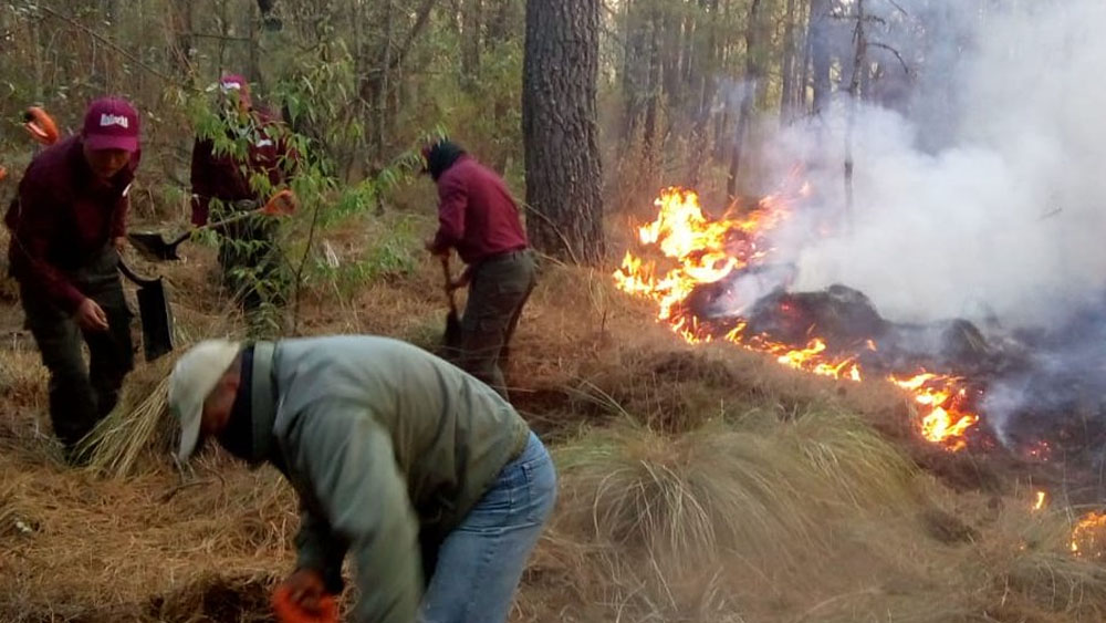 Continúa incendio en La Malinche, Tlaxcala