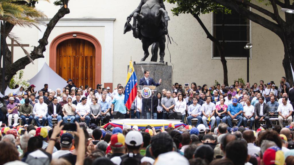 Juan Guaidó llama a una movilización masiva contra Maduro el 1 de Mayo