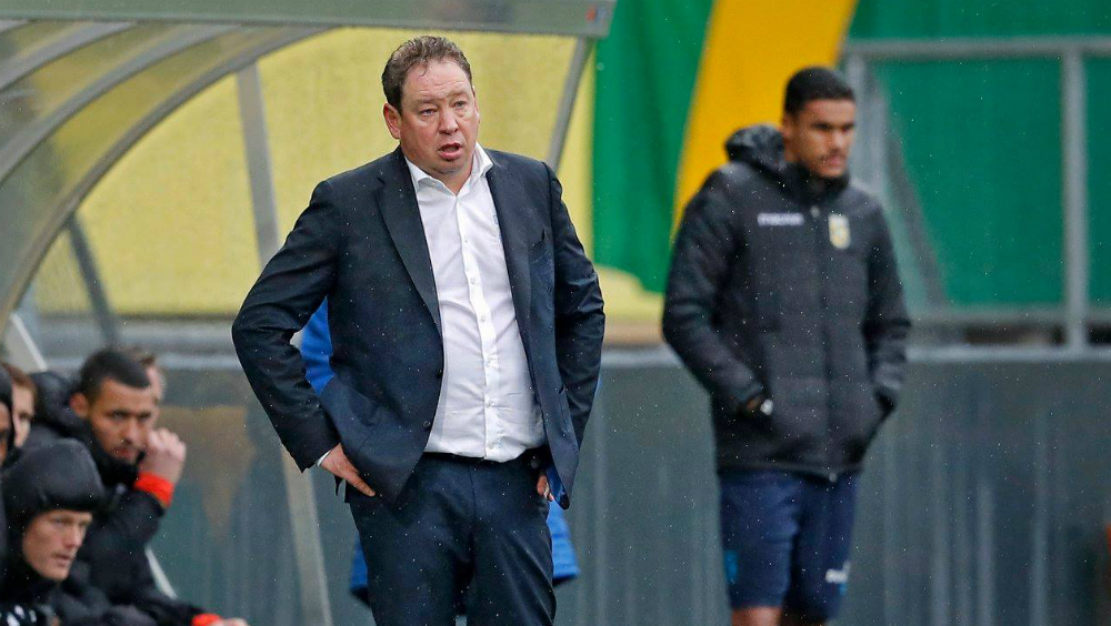 Sancionan a director técnico que criticó al ‘Chucky’ Lozano