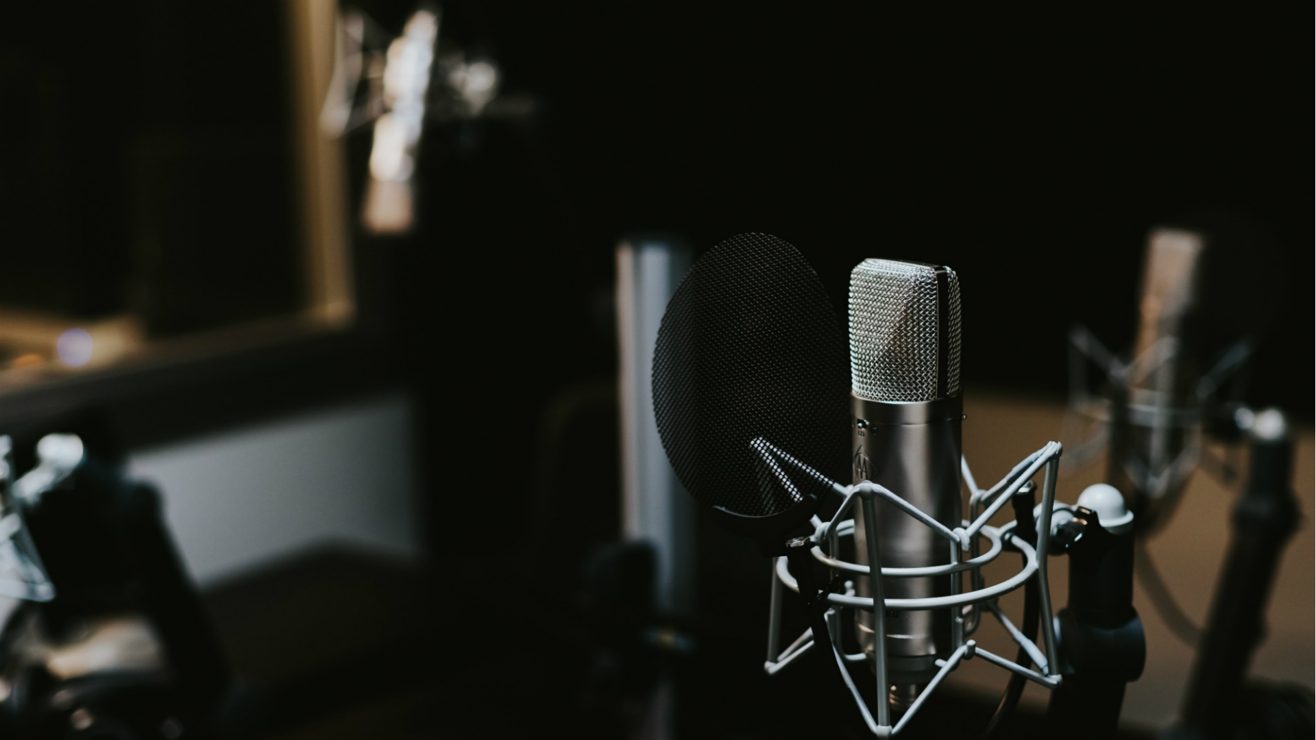 Presentan Ley de Radiodifusión de Ciudad de México