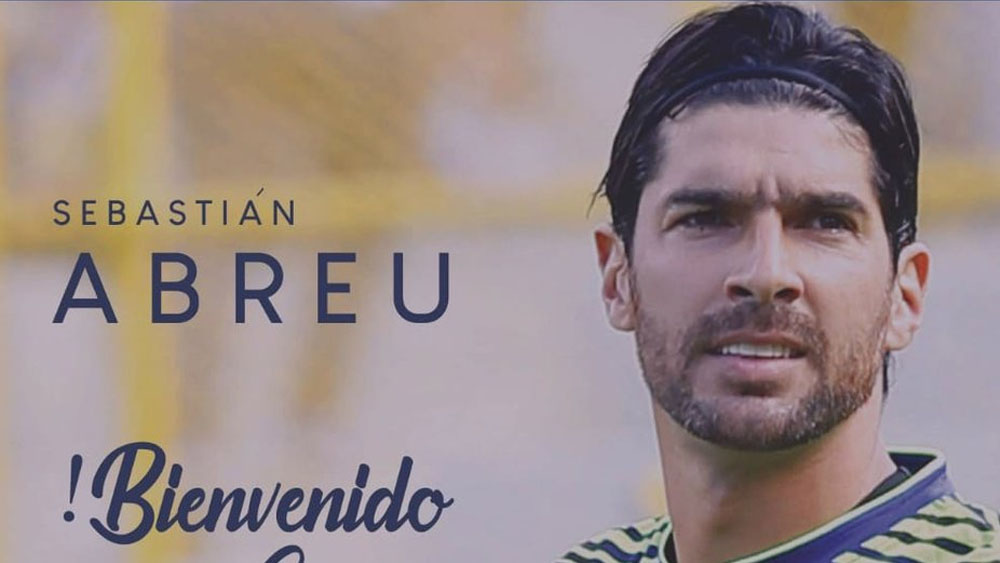 Loco Abreu será entrenador en El Salvador